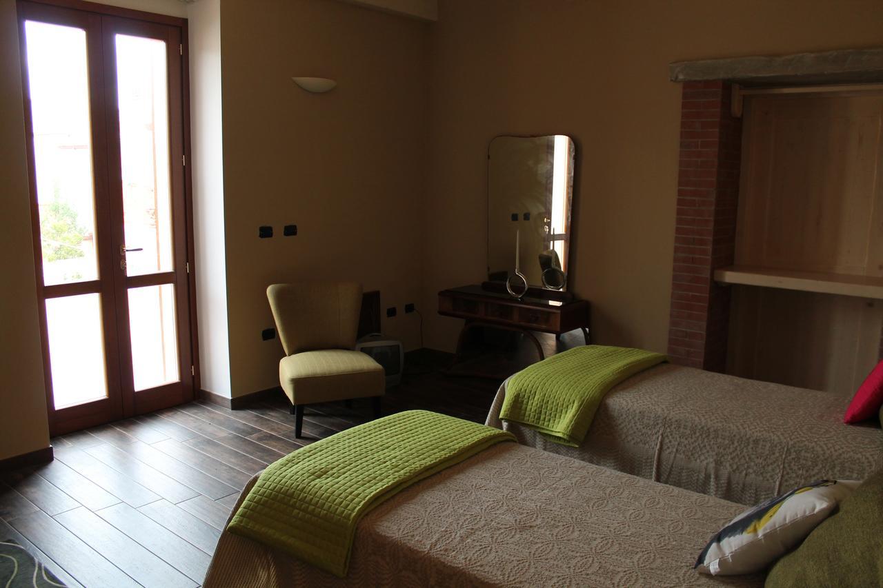 B&B Danonna Ittiri Exterior photo